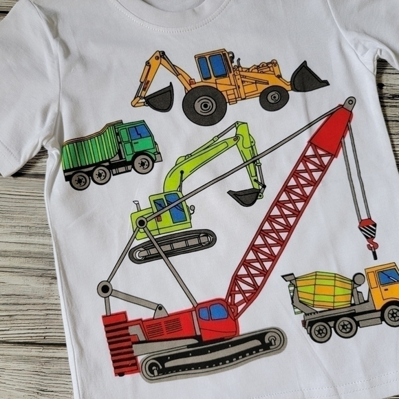 Construction Vehicles T-Shirt NWT - Picture 2 of 5